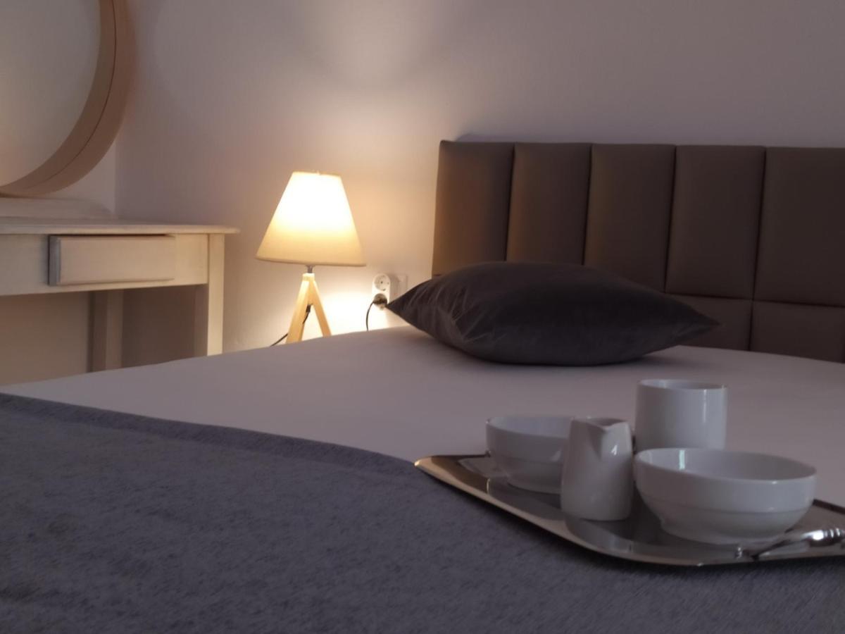 Aronis Apartments Беницес Екстериор снимка