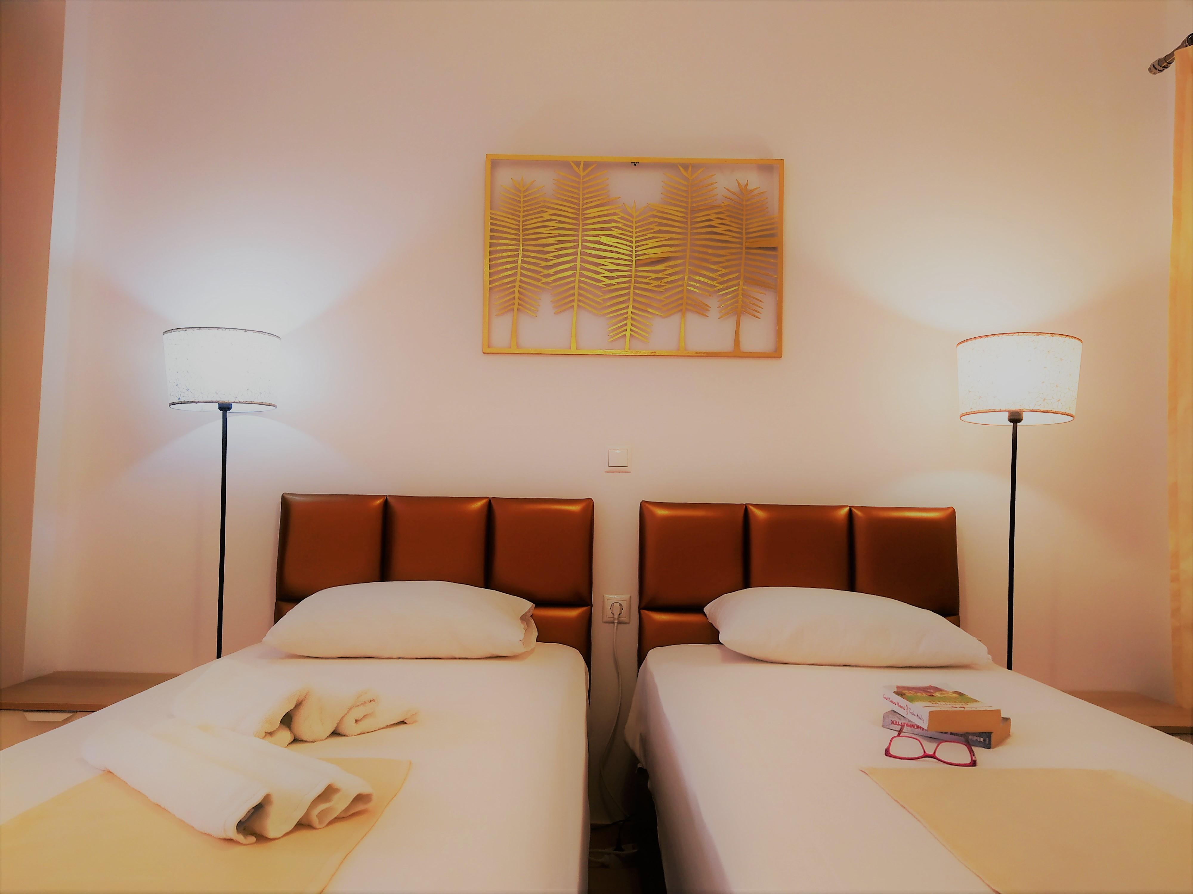 Aronis Apartments Беницес Екстериор снимка