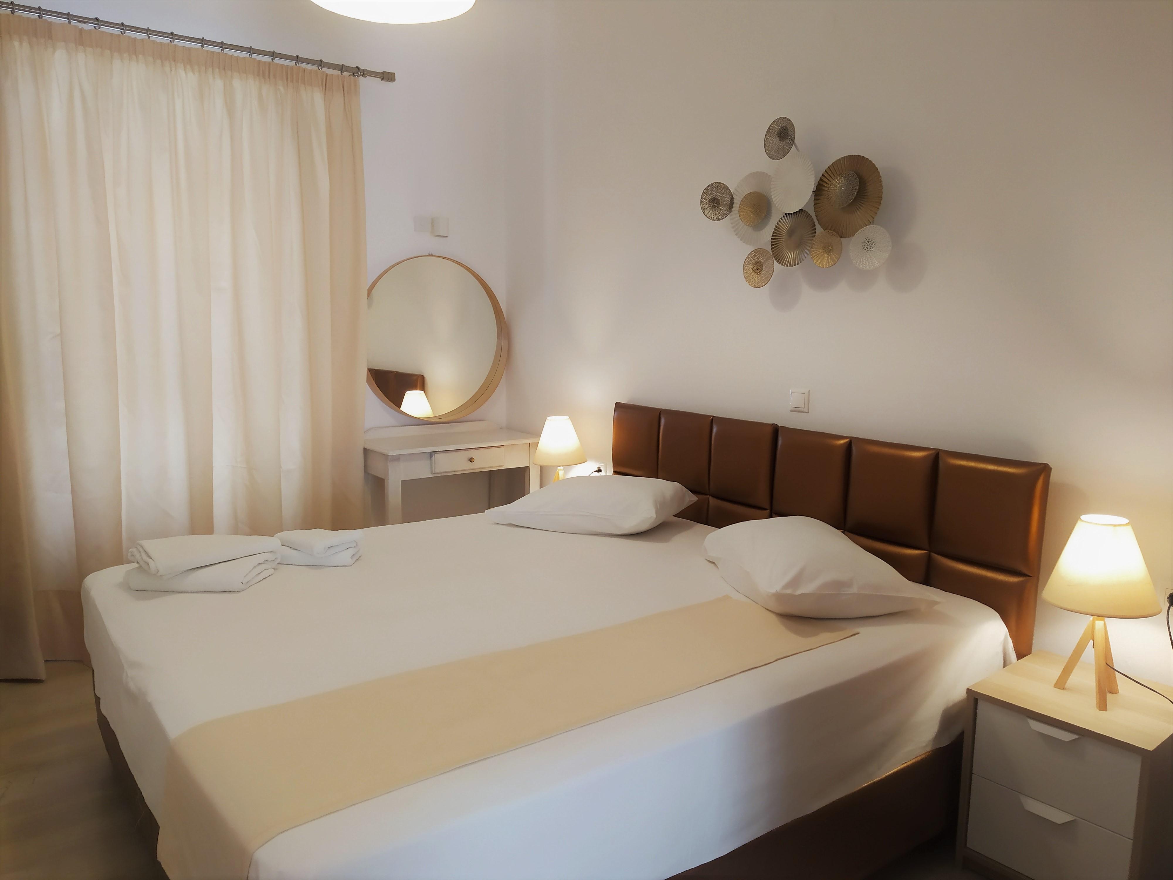 Aronis Apartments Беницес Екстериор снимка