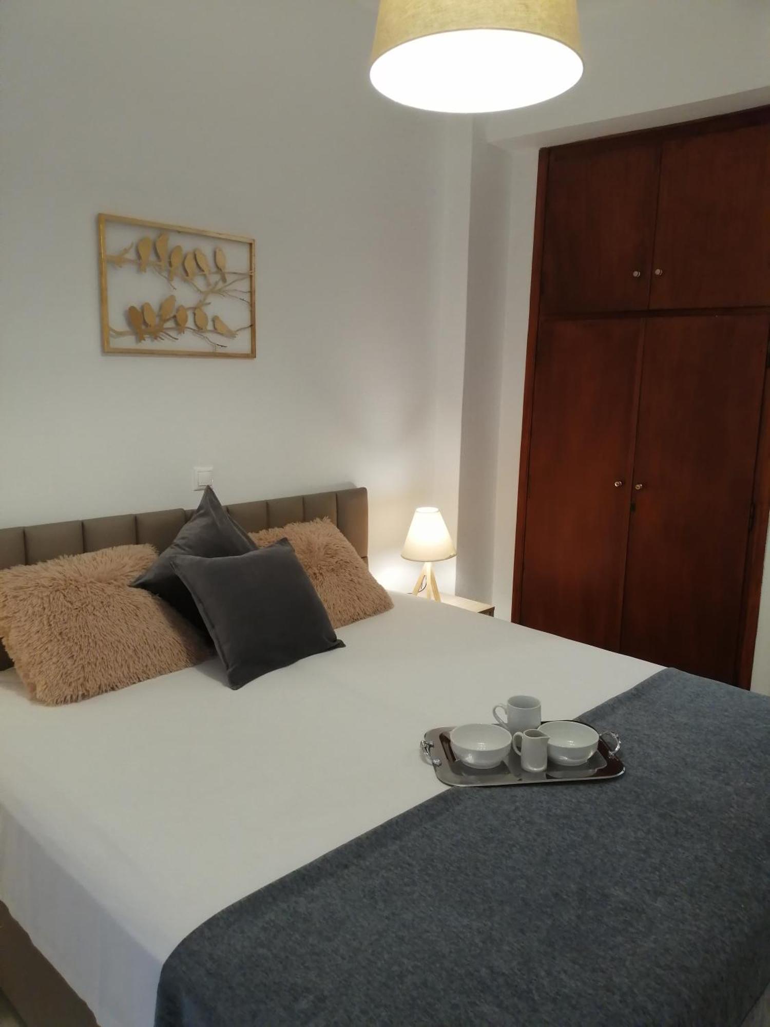 Aronis Apartments Беницес Екстериор снимка